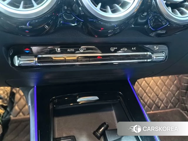 Mercedes-Benz GLB 2022 Темно-серый из Китая, фото 4