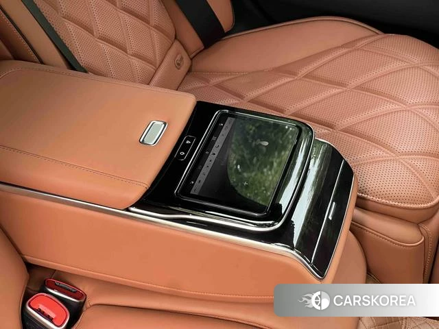 Mercedes-Benz Maybach S-class 2024 Черный из Китая, фото 4