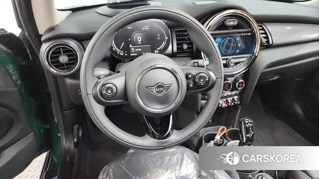 Mini Cooper 2021 Зеленый из Кореи, фото 4