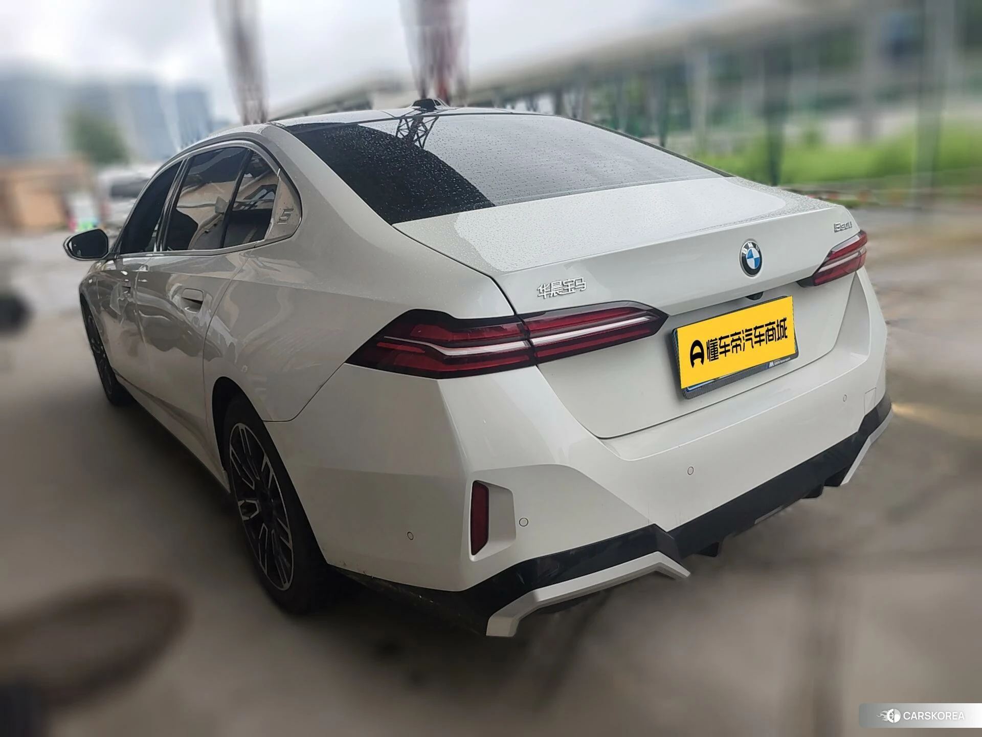BMW 5 series 2024 Белый из Китая, фото 4