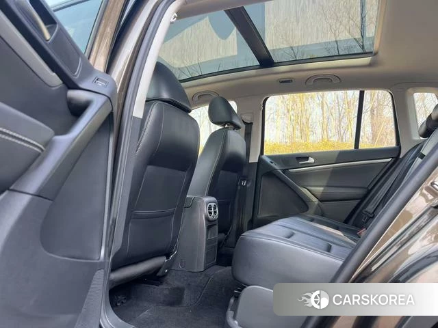 Volkswagen Tiguan 2018 Черный из Китая, фото 4