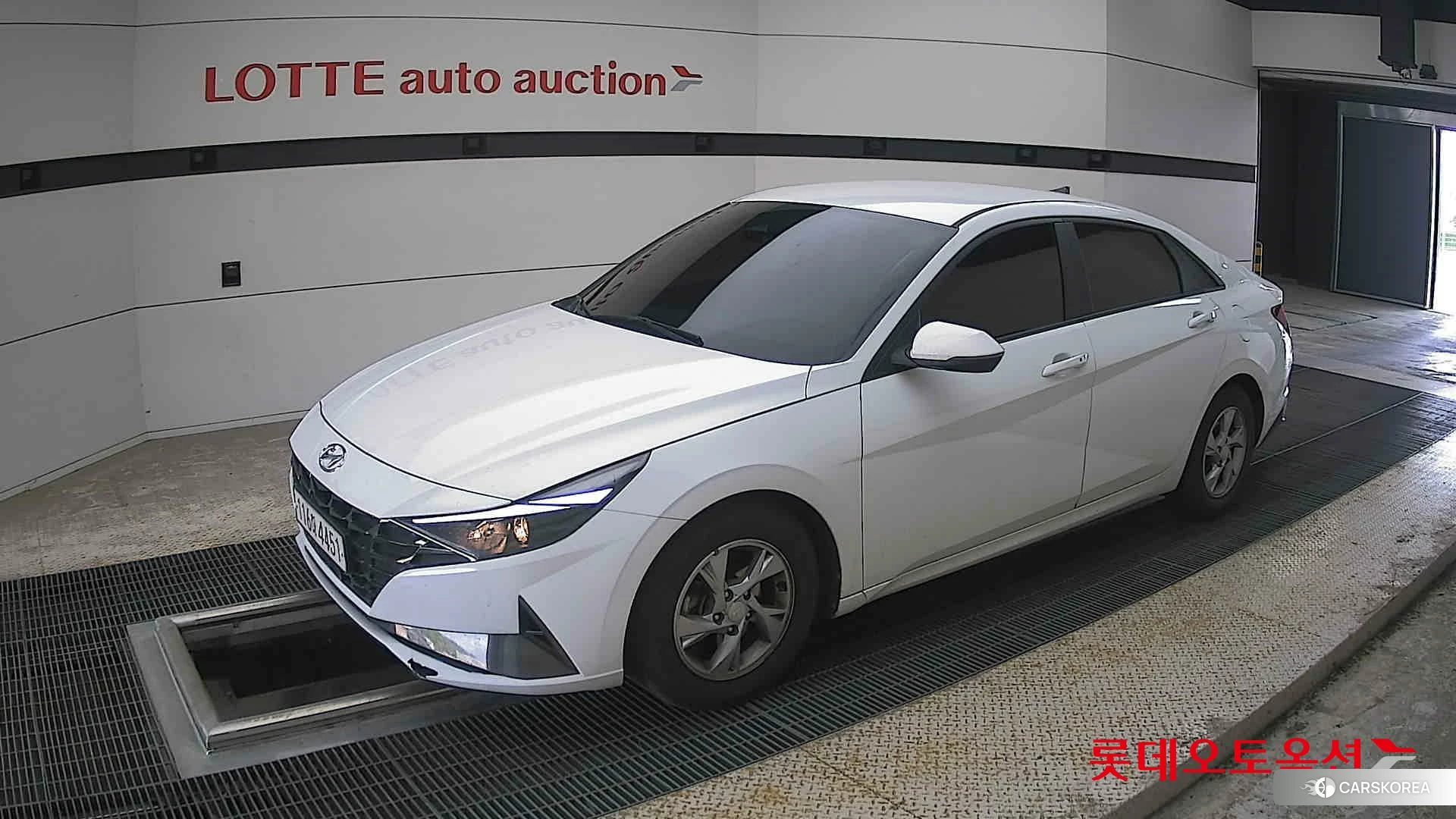Hyundai Avante 2021 Polar White из Кореи, фото 4