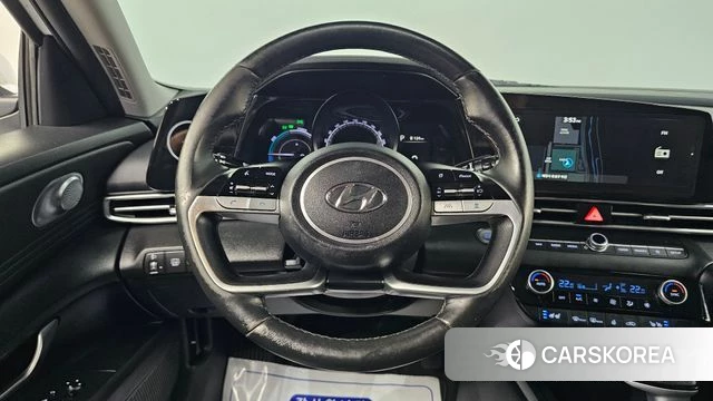 Hyundai Avante Hybrid (CN7) 2022 Белый из Кореи, фото 4