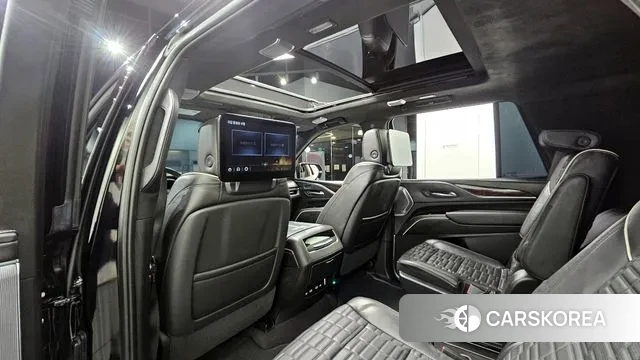 Cadillac Escalade 5th Generation 2023 Черный из Кореи, фото 4