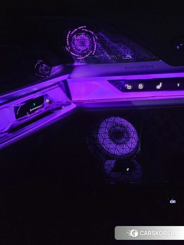 BMW 7 Series (G70) 2025 Черный из Кореи, фото 4