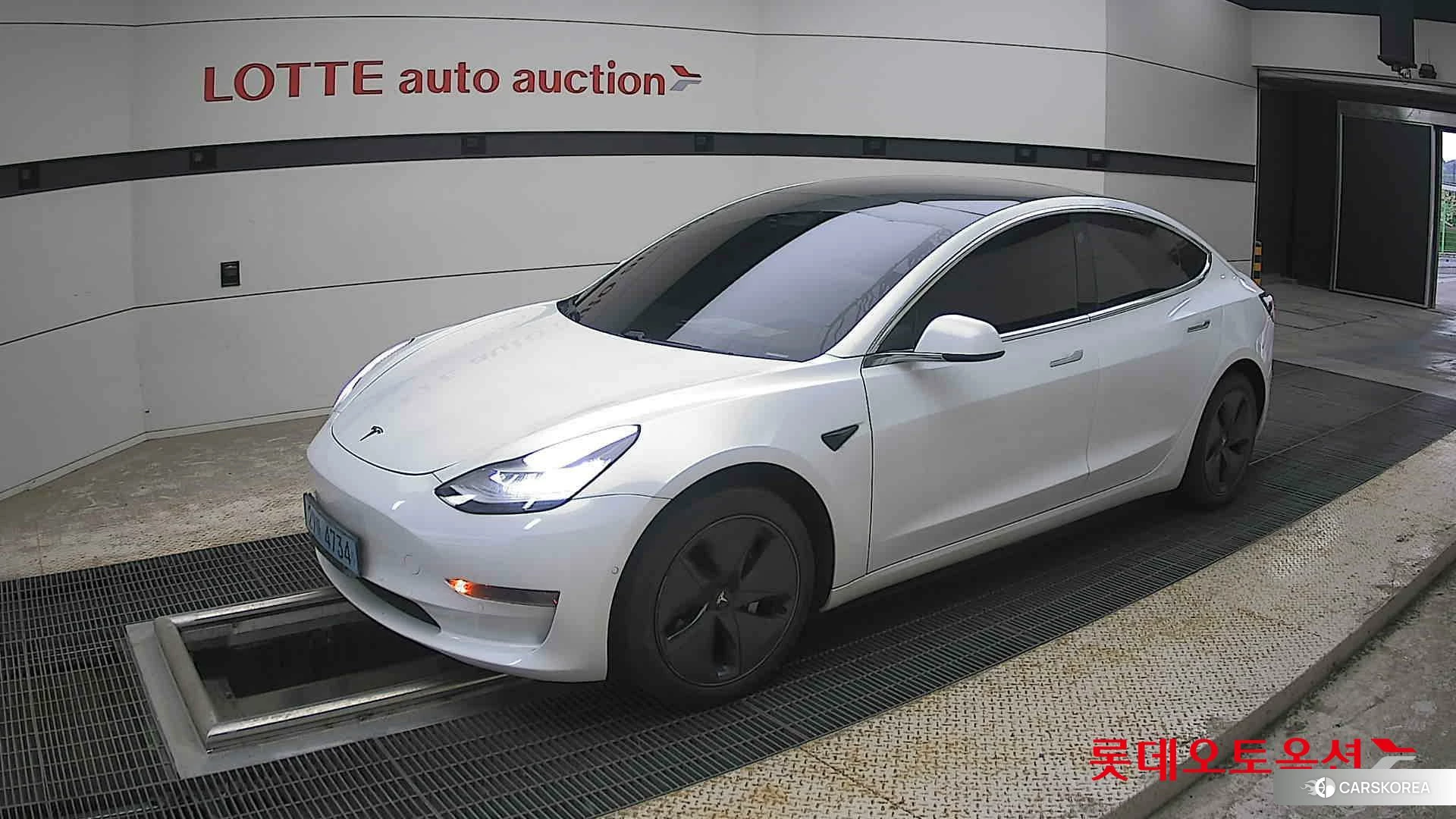 Tesla Model 3 Standard Range Plus RWD 2020 Pearl White Multi-coat из Кореи, фото 4