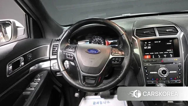 Ford Explorer 2018 Белый из Кореи, фото 4