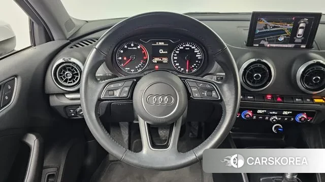 Audi New A3 2018 Белый из Кореи, фото 4