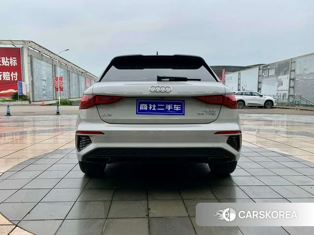 Audi A3 2023 Белый из Китая, фото 4