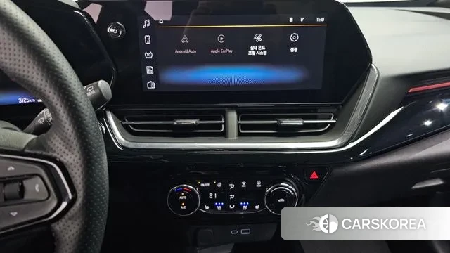 Chevrolet (GM Daewoo) Trax Crossover 2025 Черный из Кореи, фото 4