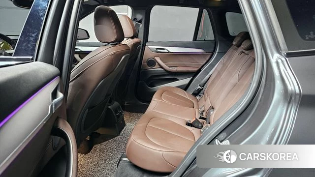 BMW X1 (F48) 2021 Серый из Кореи, фото 4