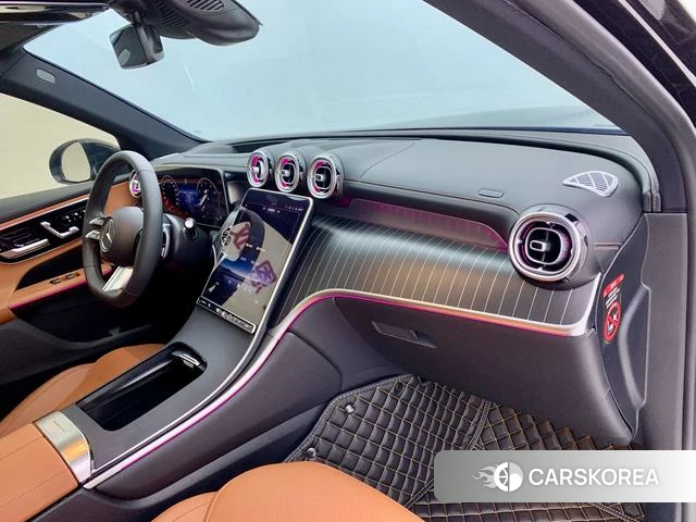 Mercedes-Benz GLC 2024 Черный из Китая, фото 4