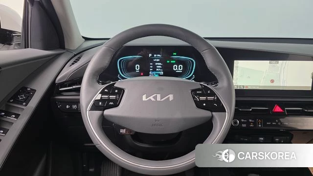 Kia Di Ol Nu Niro 2025 Белый из Кореи, фото 4