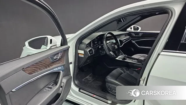 Audi A6 (C8) id 3214772 из Кореи 4