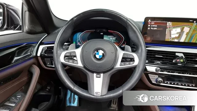 BMW 5 Series (G30) 2023 Черный из Кореи, фото 4