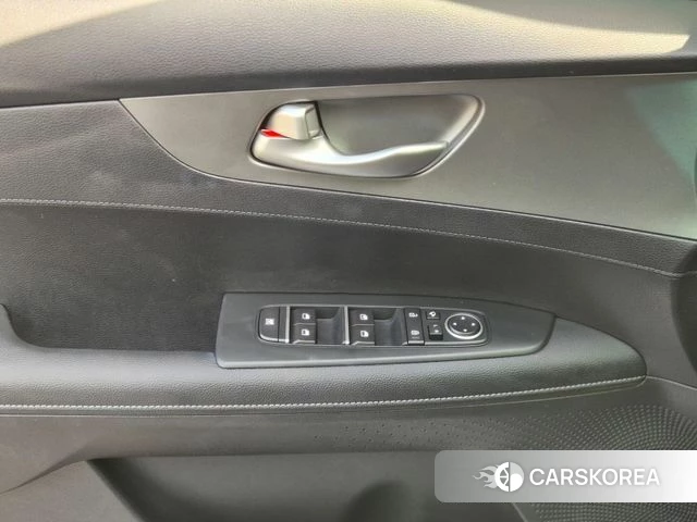 Kia Come New K3 id 3801419 из Кореи 4