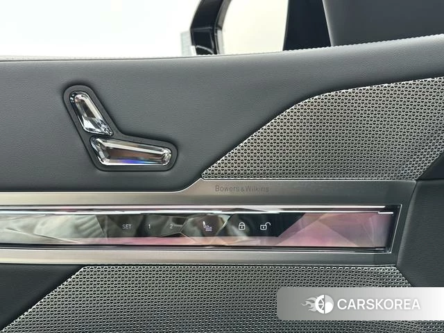 BMW 7 series 2024 Черный из Китая, фото 4