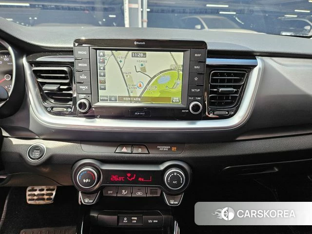 Kia Stonic 2018 Белый из Кореи, фото 4