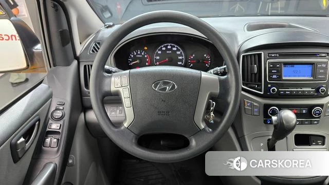 Hyundai The New Grand Starex 2018 Желтый из Кореи, фото 4