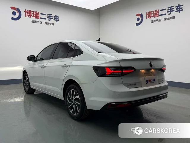 Volkswagen Lavida 2024 Белый из Китая, фото 4