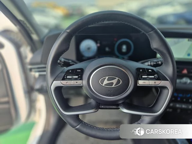 Hyundai The New Avante (CN7) 2025 Белый из Кореи, фото 4