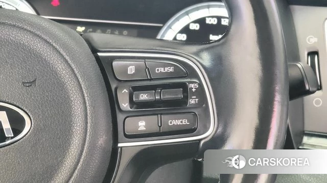 Kia Niro 2018 Белый из Кореи, фото 4