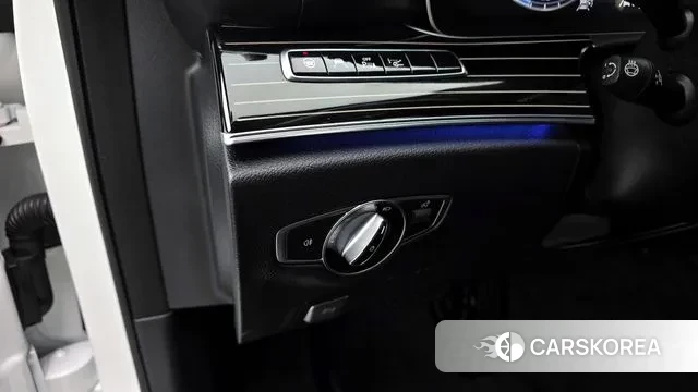 Mercedes-Benz E-Class W213 2020 Белый из Кореи, фото 4