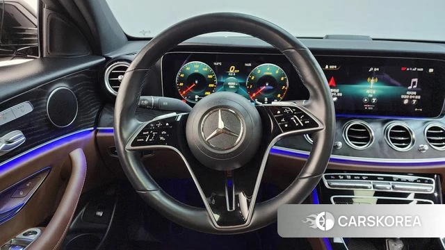 Mercedes-Benz E-Class W213 2023 Черный из Кореи, фото 4