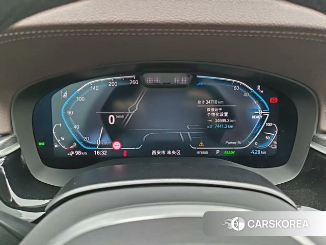 BMW 5 series PHEV 2024 Белый из Китая, фото 4