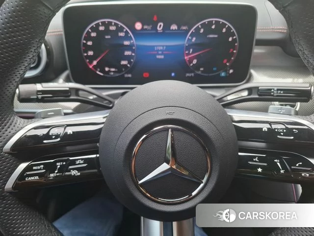 Mercedes-Benz C-Class W206 2025 Белый из Кореи, фото 4