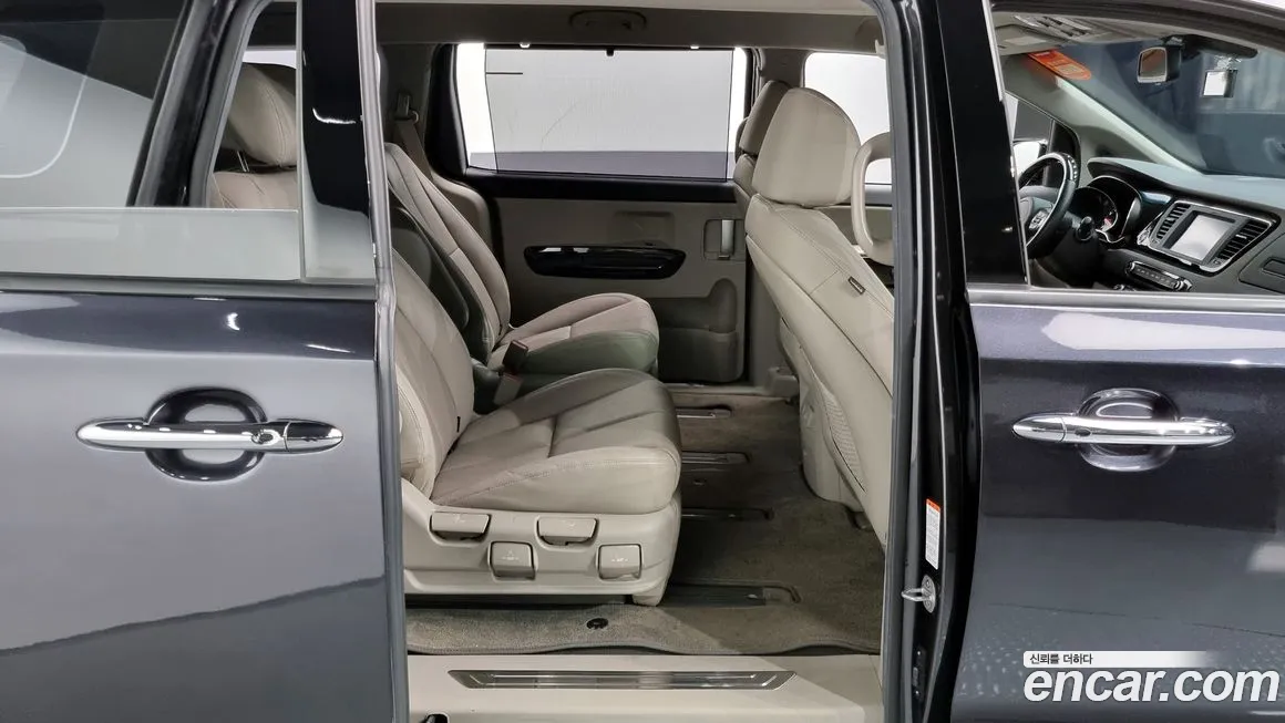 Kia The New Carnival 2019 Серый из Кореи, фото 4