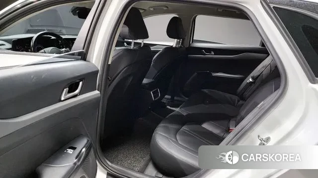 Kia K5 3rd generation 2019 Белый из Кореи, фото 4