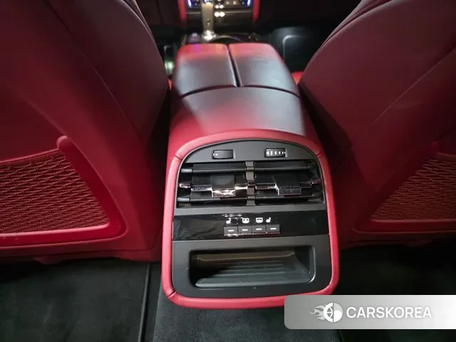 Maserati Quattroporte 2021 Черный из Кореи, фото 4