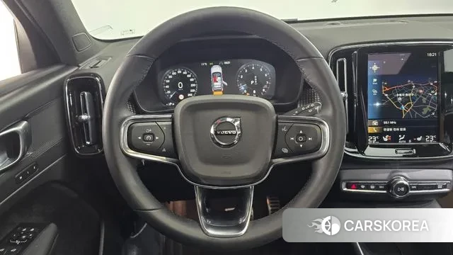 Volvo XC40 2022 Белый из Кореи, фото 4