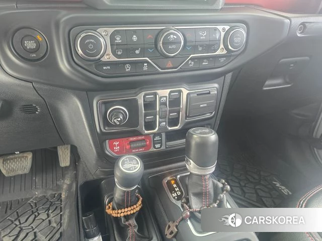 Jeep Wrangler (JL) 2022 Серебряный из Кореи, фото 4