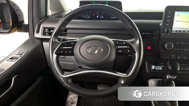 Hyundai Staria 2022 Желтый из Кореи, фото 4