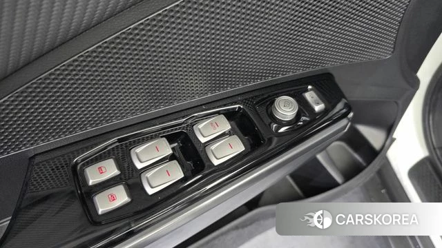 Ssangyong Tivoli Armor 2019 Белый из Кореи, фото 4