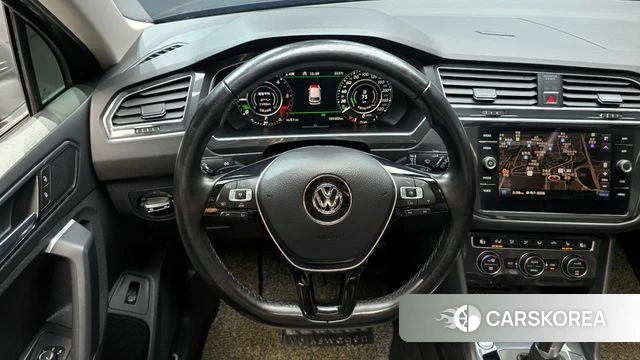 Volkswagen Tiguan second Generation 2018 Серый из Кореи, фото 4