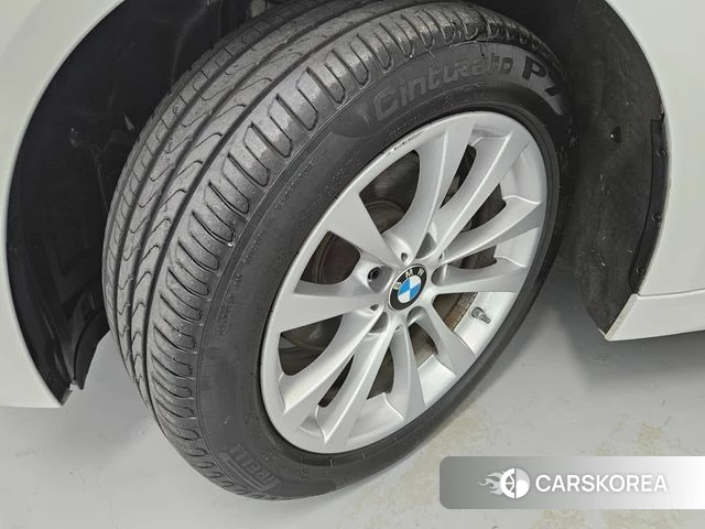 BMW 3 Series (F30) 2018 Белый из Кореи, фото 4