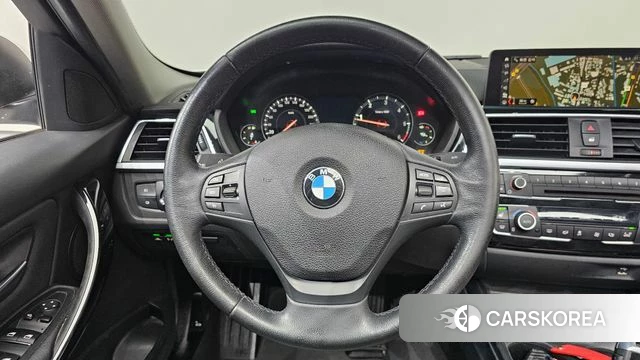 BMW 3 Series (F30) 2018 Белый из Кореи, фото 4