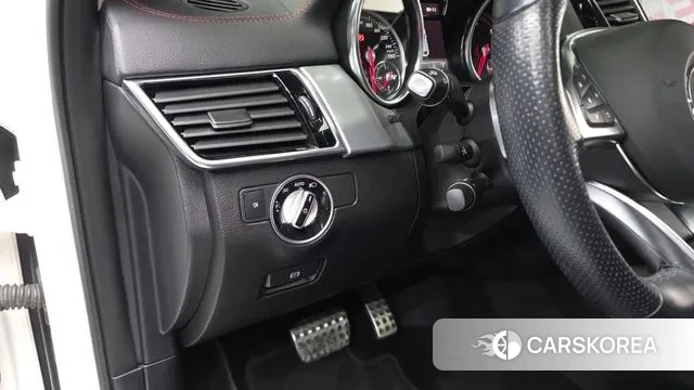 Mercedes-Benz GLE - Class W166 2018 Белый из Кореи, фото 4