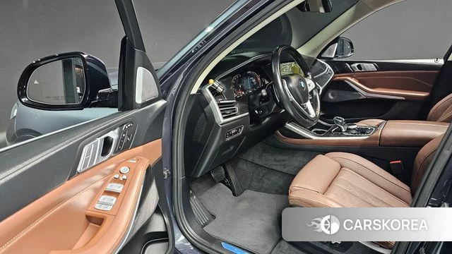 BMW X7 (G07) 2021 Серый из Кореи, фото 4