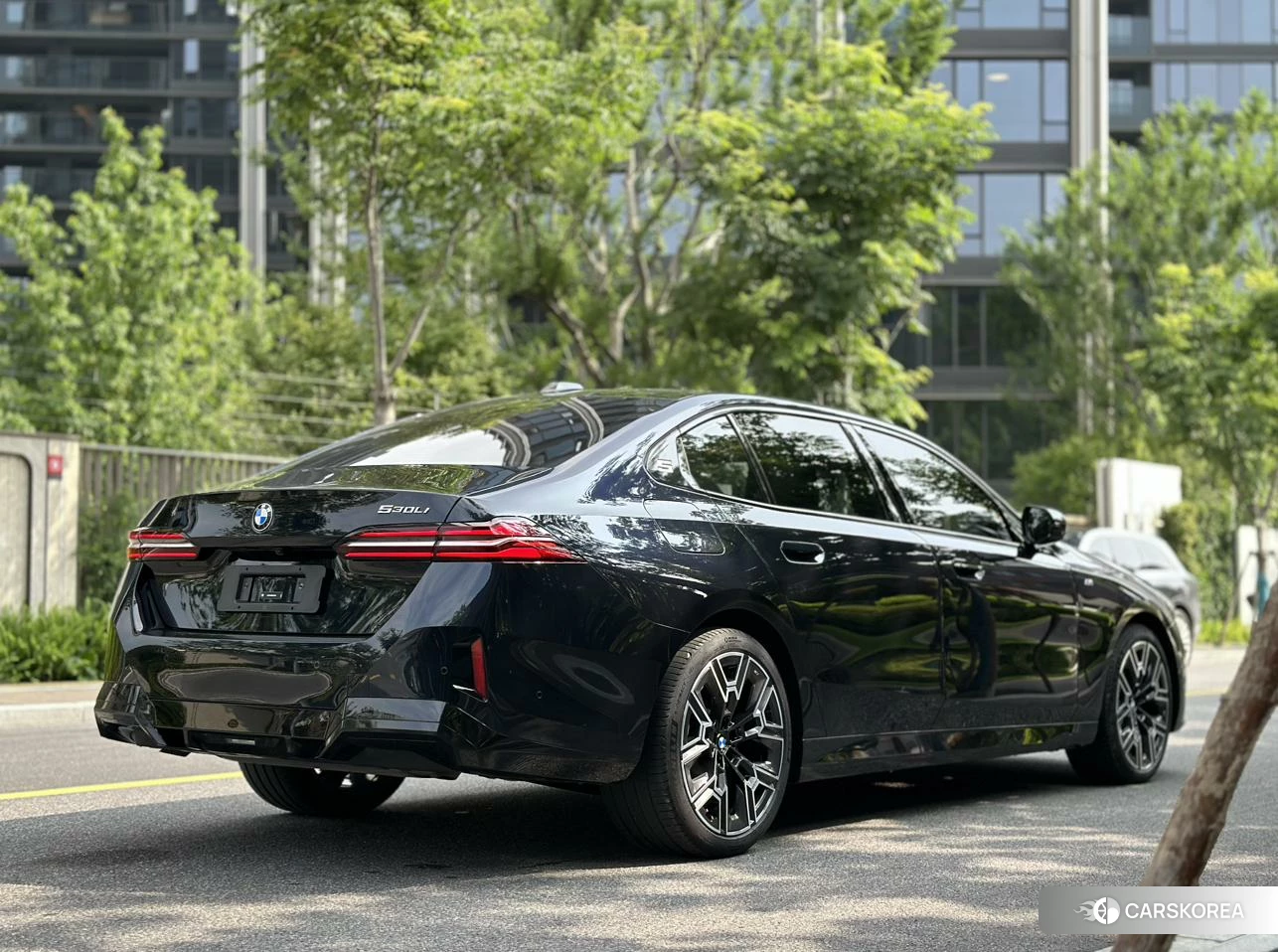BMW 5 series 2024 Черный из Китая, фото 4