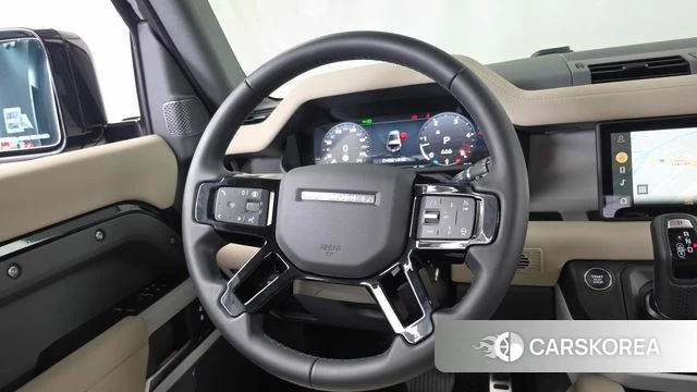 Land Rover Defender (L663) 2024 Черный из Кореи, фото 4