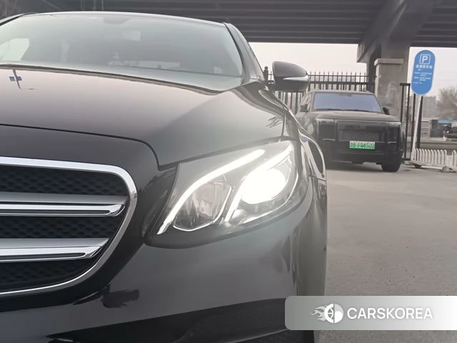 Mercedes-Benz E-class 2020 Черный из Китая, фото 4