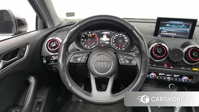 Audi New A3 2018 Черный из Кореи, фото 4