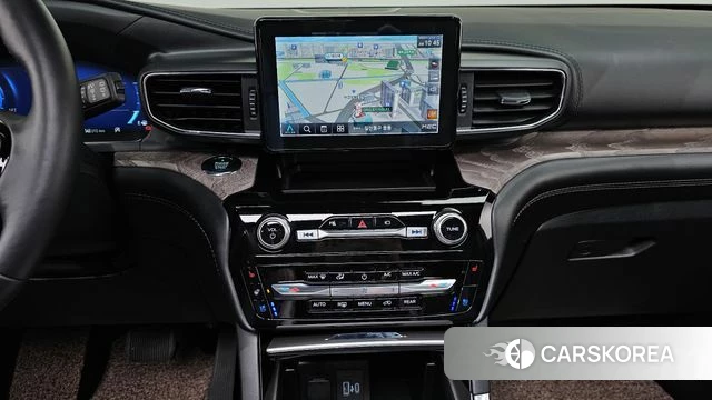 Ford Explorer 6th Generation 2021 Черный из Кореи, фото 4
