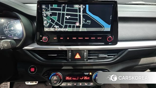 Kia The New K3 2nd generation 2022 Серый из Кореи, фото 4