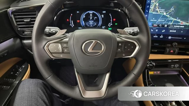 Lexus NX350h Second generation 2025 Белый из Кореи, фото 4