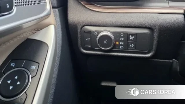 Ford Explorer 6th Generation 2021 Белый из Кореи, фото 4